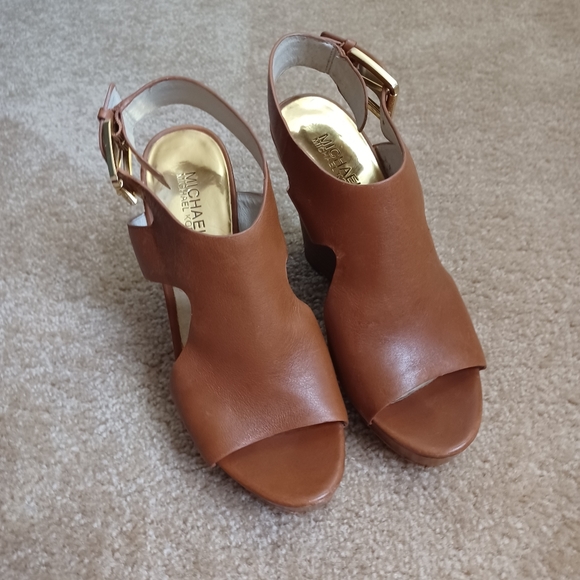 Micheal Kors Brown Wedge Sandals- Size 6.5 M - Picture 14 of 15